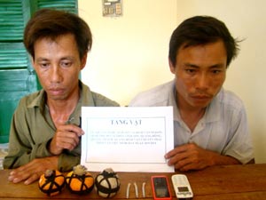 Tin tức trong ngày - Vớt bom dưới biển, lấy thuốc nổ chế mìn đánh cá