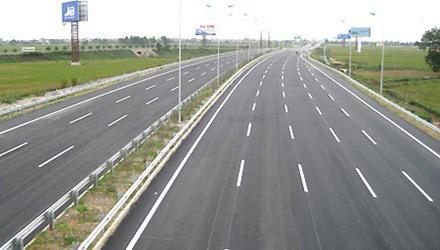 Thông xe cao tốc Hà Nội–Lào Cai: Xe chạy chỉ còn 3,5h - 2