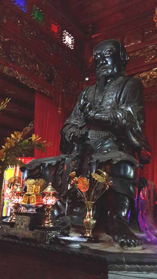 Đền Quán Thánh - sai lạc nghiêm trọng - 3