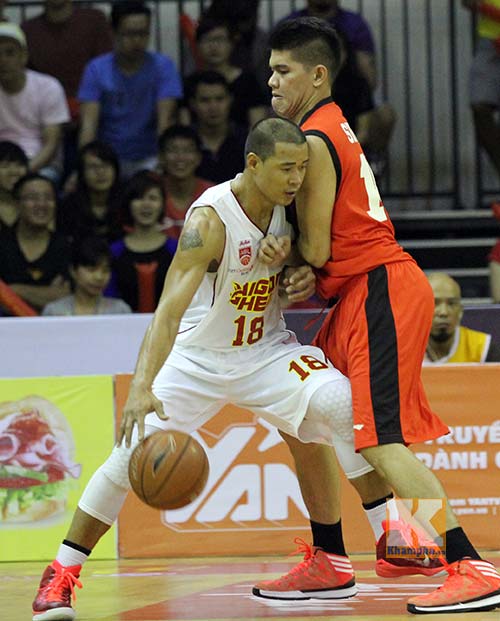 Thắng tưng bừng, Saigon Heat trở lại top 4 - 3