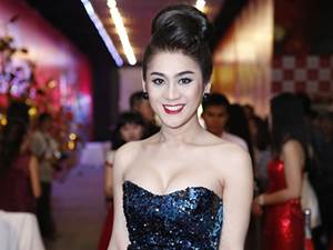 Ca nhạc - MTV - Lâm Chi Khanh gợi cảm nổi bật giữa dàn mỹ nhân