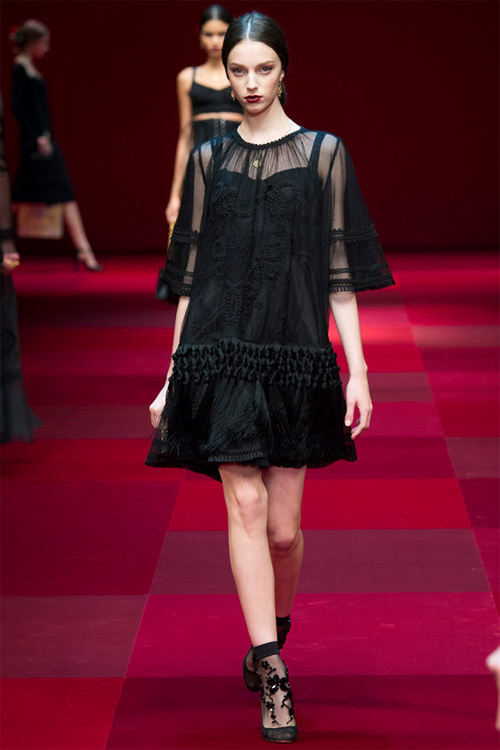 Dolce & Gabbana vẫn hấp dẫn mê hồn dù cũ kỹ - 19