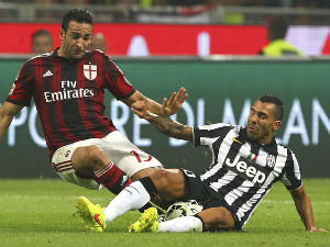 Bóng đá - Tiêu điểm Serie A V3: Tevez một tay nhấn chìm Milan