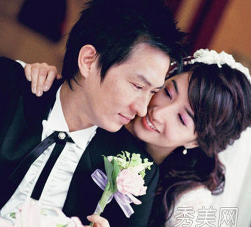 10 mối tình "chị em" ồn ào trong Cbiz - 5