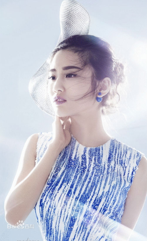 Trương Nghệ Mưu bị tố hẹn hò với mỹ nữ kém 43 tuổi - 3