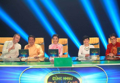 Chàng Tây Kyo York ngồi ghế nóng "Cùng nhau tỏa sáng" - 2