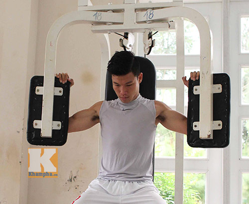 Cận cảnh U19 VN luyện cơ bắp đấu Nhật Bản, Hàn Quốc - 7