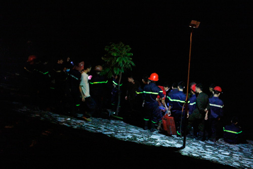 Bar hạng sang bậc nhất Hà thành cháy ngùn ngụt - 9