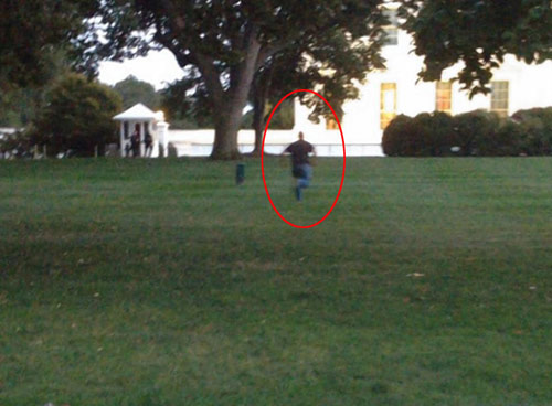 Những vụ đột nhập chấn động Nhà Trắng - 2