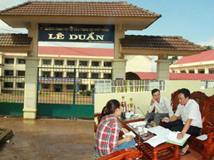 Giáo dục - du học - Trường bắt phụ huynh ký giấy khất nợ