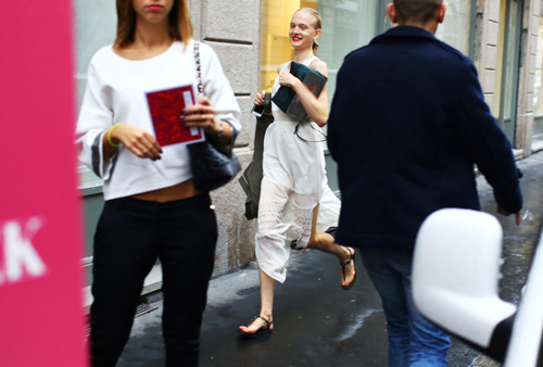 Tinh hoa thời trang hội tụ trên đường phố Milan - 9