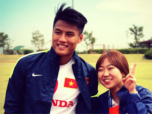 Bóng đá - "Hotboy" Olympic VN được hâm mộ như ca sỹ Hàn Quốc