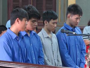 Pháp luật - Xử phúc thẩm nhóm cướp làm gãy chân nghệ sĩ Hồng Vân