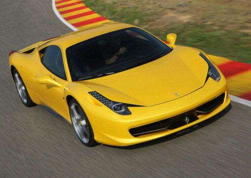 Siêu xe Ferrari 458 Italia dính lỗi phải thu hồi - 1