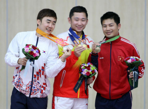 Phóng sự ảnh về ngày thi đấu khó quên của Thể thao VN - 12