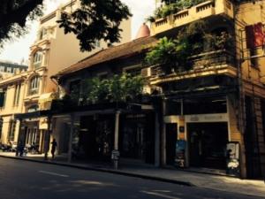 Tài chính - Bất động sản - Hà Nội: Nhà mặt phố lớn cho thuê giá “khủng”