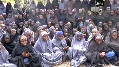 Boko Haram thả nữ sinh bị cưỡng bức đến mang thai - 1