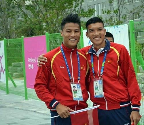 Tuyển thủ Olympic VN xin lỗi & cảm ơn người hâm mộ - 2