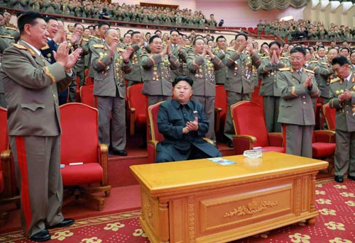 Kim Jong-un "mất tích" vì bị bệnh gout hành hạ? - 1