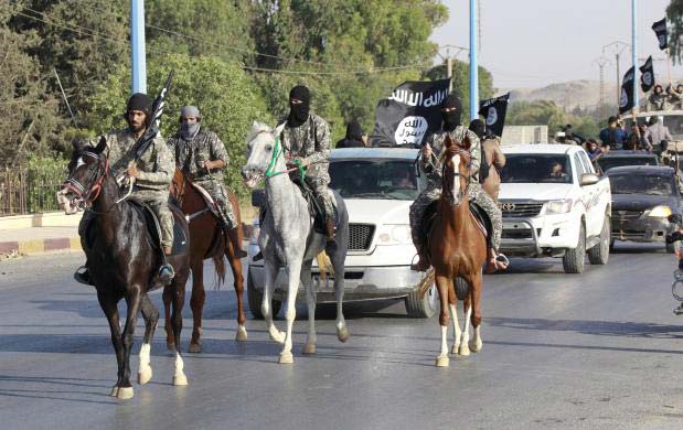 Ảnh: Bên trong sào huyệt phiến quân IS ở Syria - 13