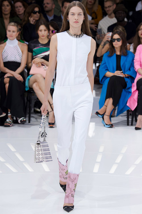 Khó thỏa mãn với sáng tác mới của Dior! - 2