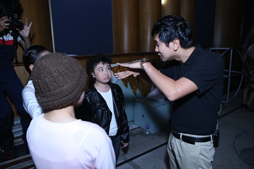 Con gái Giang - Hồ xinh xắn ủng hộ bố mẹ - 7