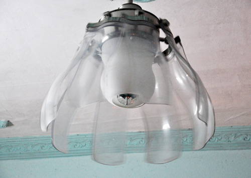 Cận cảnh gia tài bạc tỷ của ông lão ve chai - 2