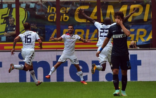 Inter - Cagliari: Chết ở hàng thủ - 1