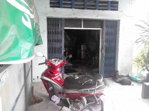 Pháp luật - Người đàn ông chết cháy bên chiếc xe dính máu