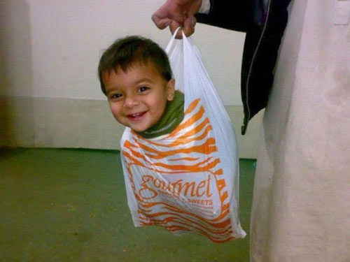 Liên khúc cười: Những câu đối thoại ngây thơ - 1