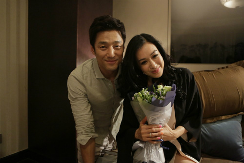 Ngôi sao Dae Jang Geum kết đôi mỹ nhân gốc Việt - 2