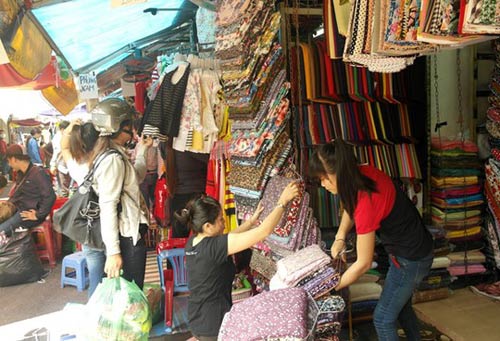 TP HCM: Chợ Tân Bình vẫn tiếp tục "nóng" - 1