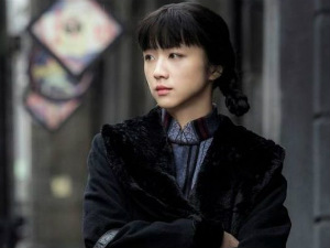 Phim - Mỹ nhân "Sắc giới" nghiện rượu, thuốc lá vì vai diễn mới