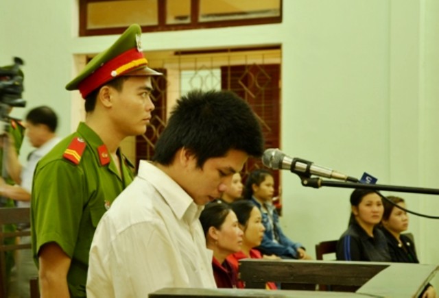 4 lần bị ép uống thuốc độc, vợ vẫn xin giảm án cho chồng - 1