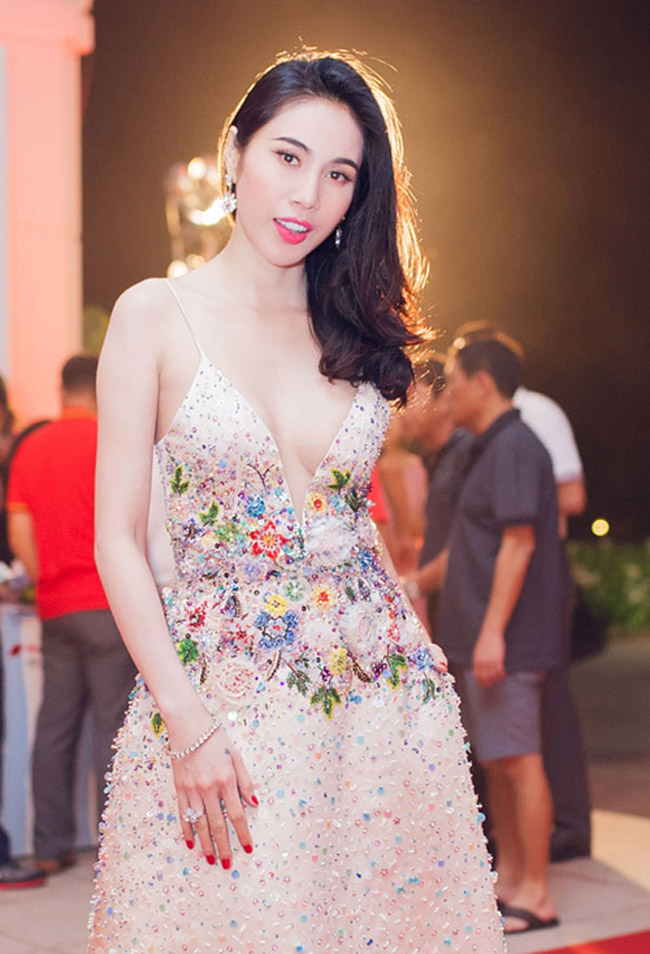 "Bói" vận may của mỹ nhân Việt qua 12 cung hoàng đạo - 4