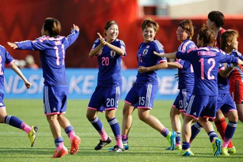 Trước trận chung kết World Cup nữ Mỹ - Nhật: Phụ nữ ‘tham’ quá! - 1