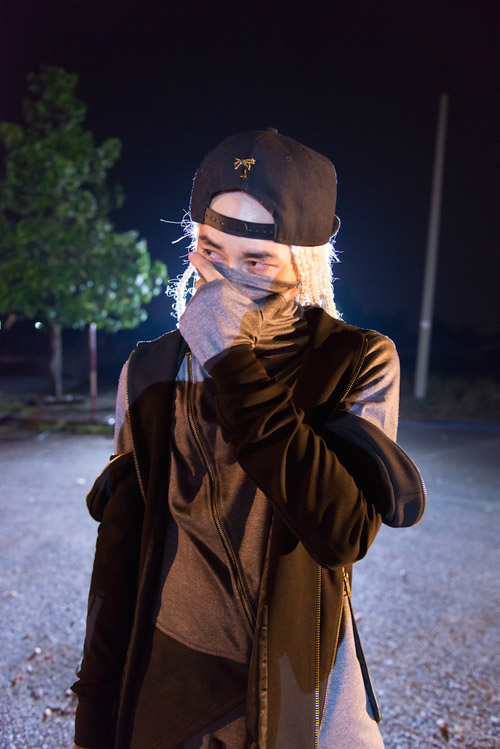 Karik điển trai trong buổi giới thiệu MV trăm triệu - 9