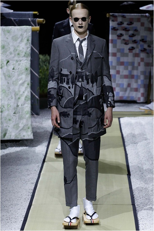 Khi mẫu nam hoá geisha, đi lại như... hồn ma - 10