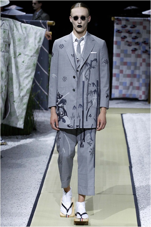 Khi mẫu nam hoá geisha, đi lại như... hồn ma - 11