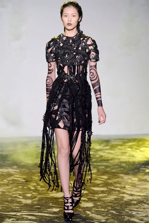 27 lần tỏa sáng rực rỡ của siêu mẫu giàu nhất châu Á - 2