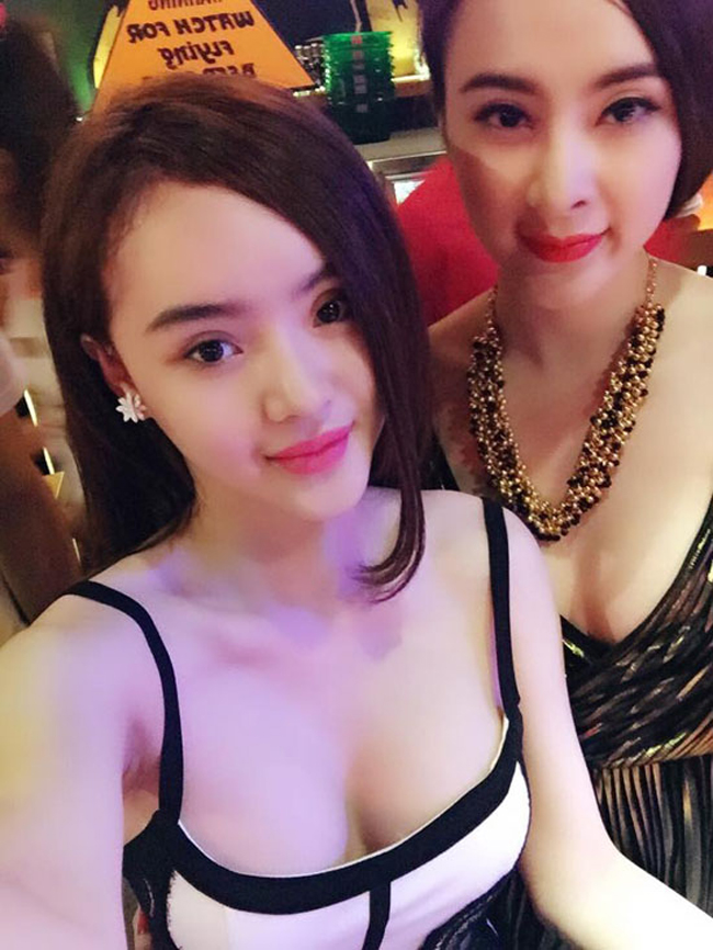 Hai chị em Angela Phương Trinh luôn xinh đẹp và nổi bật khi xuất hiện