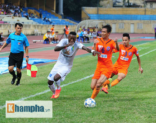 HN T&T - SHB Đà Nẵng: Thành Lương ghi siêu phẩm - 8