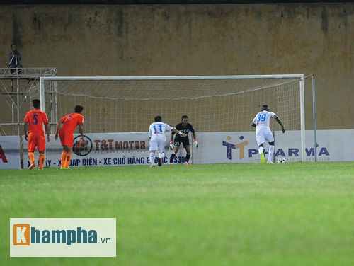 HN T&T - SHB Đà Nẵng: Thành Lương ghi siêu phẩm - 10