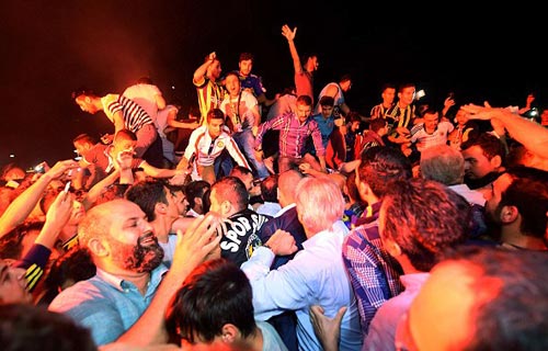 Sao 360 độ 6/7: Dàn sao MU khoe “siêu xe” - 10