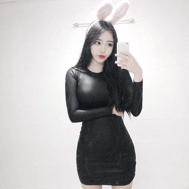 Vỡ mộng vì nhan sắc thật của bản sao "em gái quốc dân" - 3