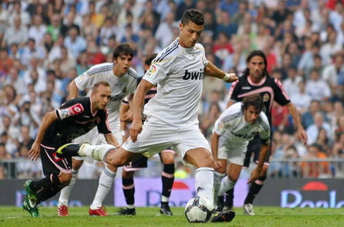 6 năm Ronaldo ở Real: Người kiến tạo lịch sử - 2