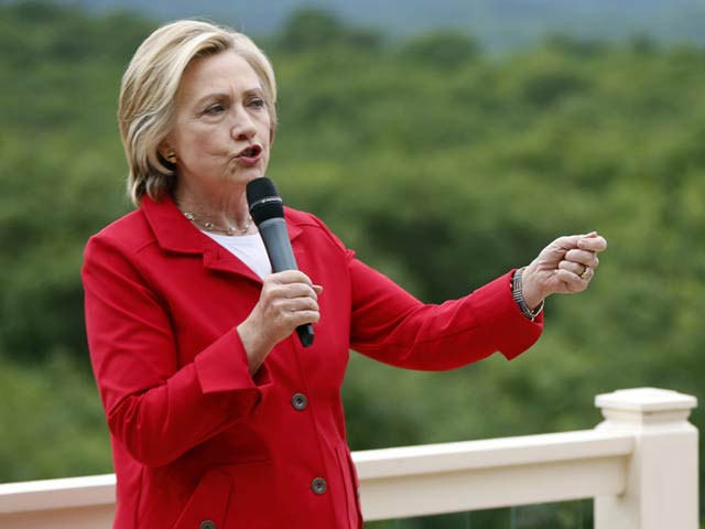 Bà Clinton kêu gọi nước Mỹ canh chừng TQ - 1
