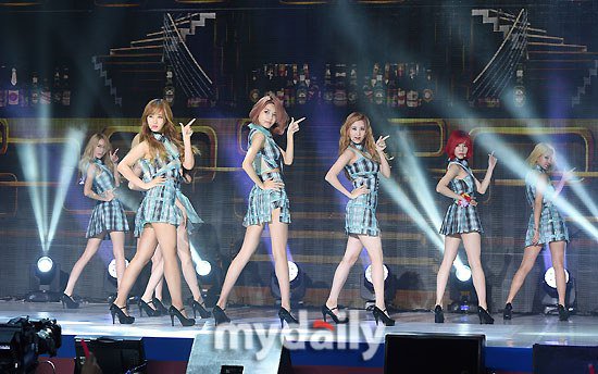 SNSD ấn tượng với 8 thành viên sau khi Jessica rời nhóm - 6