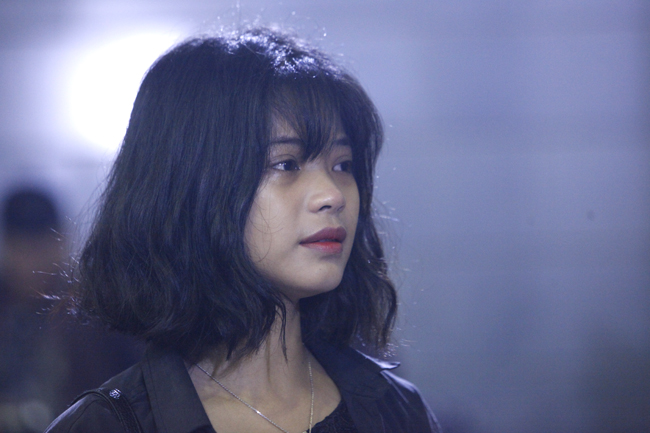 Vợ NS An Thuyên khóc ngất nhìn mặt chồng lần cuối - 7