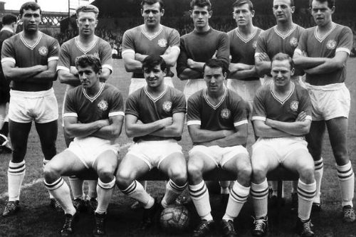 Trúng số độc đắc, đem tiền cứu đồng đội cũ ở Chelsea - 3